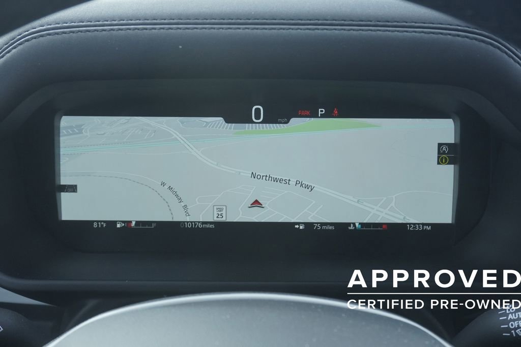 Used 2025 Land Rover Defender 110 S image 11