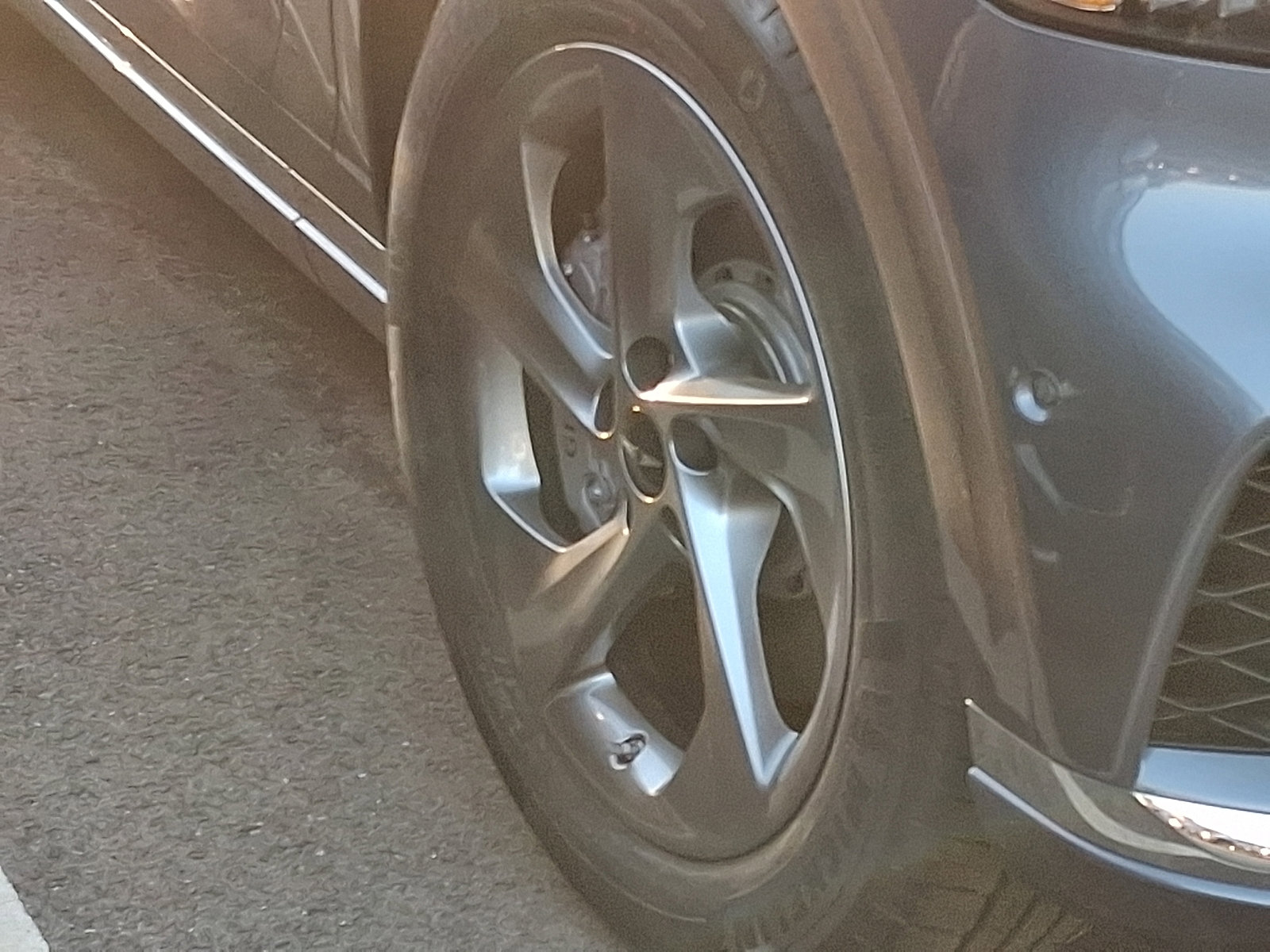 Used 2026 Genesis GV70 2.5T Advanced image 10