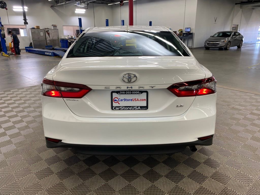 Used 2024 Toyota Camry LE image 15