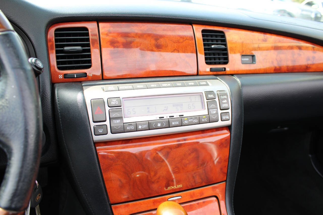 Used 2002 Lexus SC 430 Convertible RWD image 23