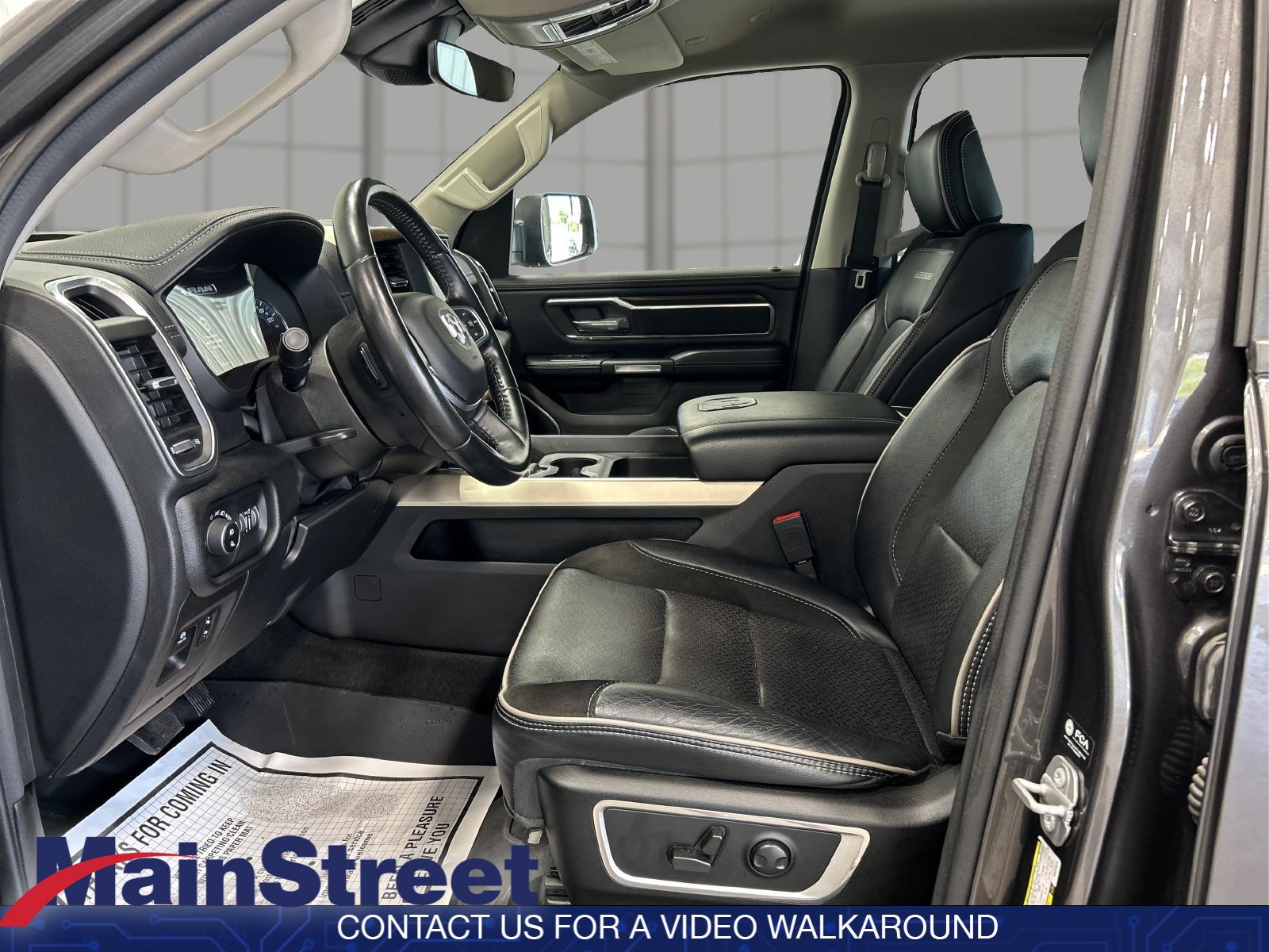 Used 2022 RAM 1500 Laramie AWD/4WD image 9