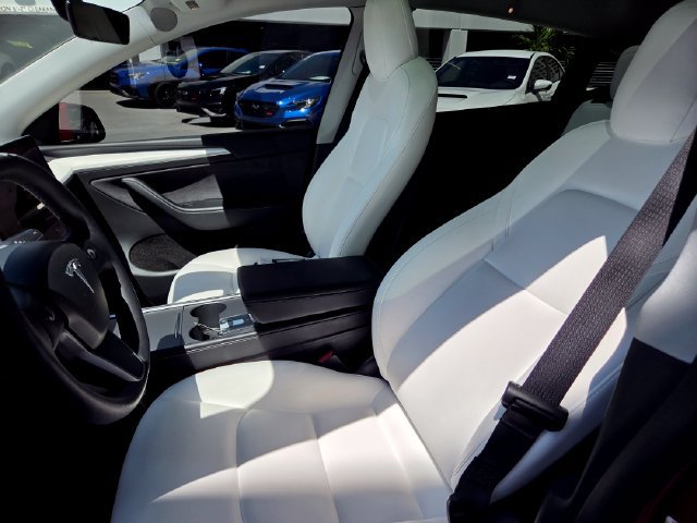 Used 2022 Tesla Model Y Long Range AWD/4WD image 19