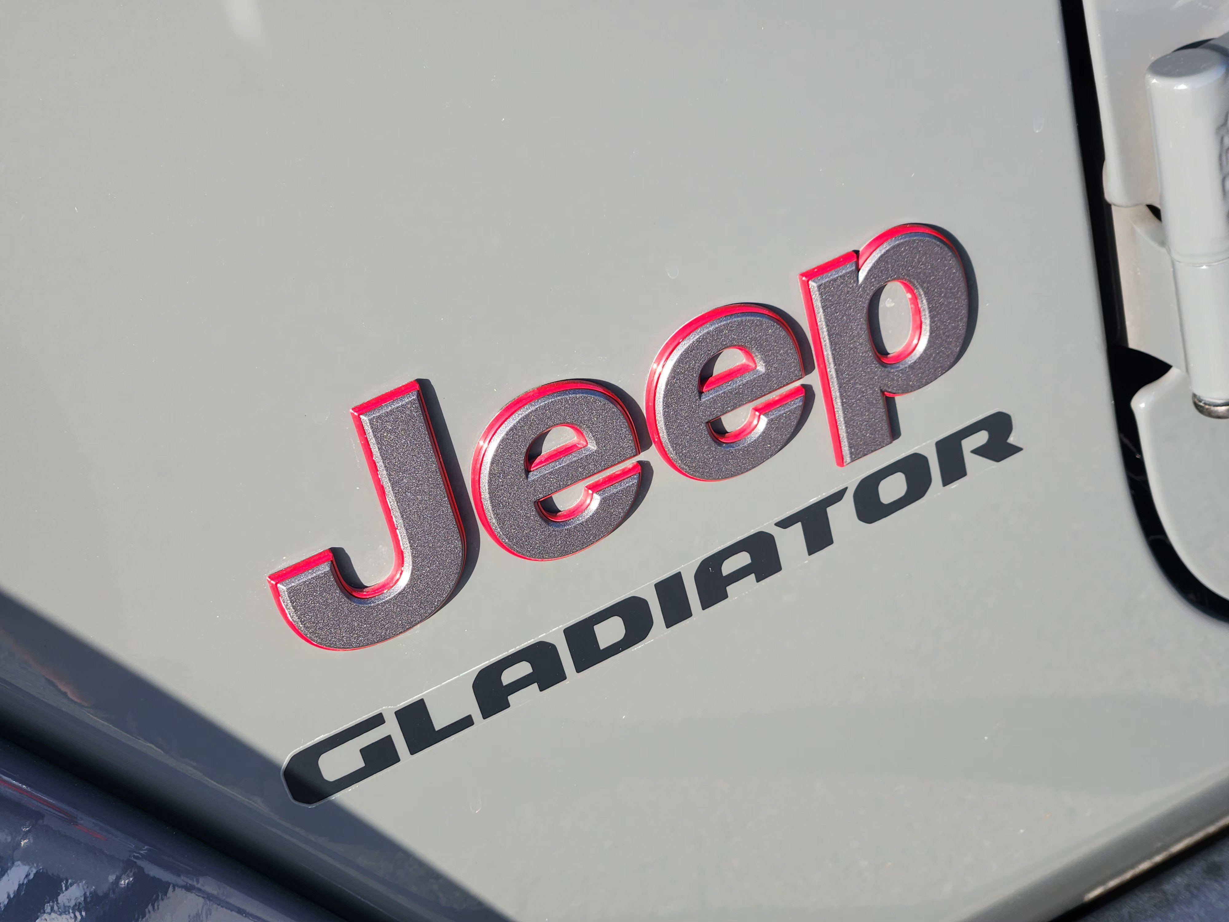 Used 2021 Jeep Gladiator Rubicon AWD/4WD image 12