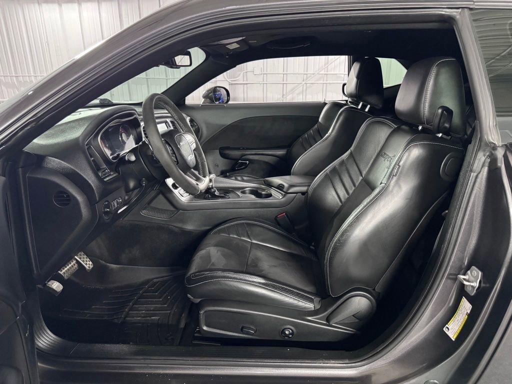 Used 2019 Dodge Challenger SRT Hellcat w/ Alcantara Appearance Package RWD image 36