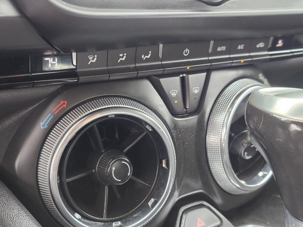 Used 2019 Chevrolet Camaro LT RWD image 25