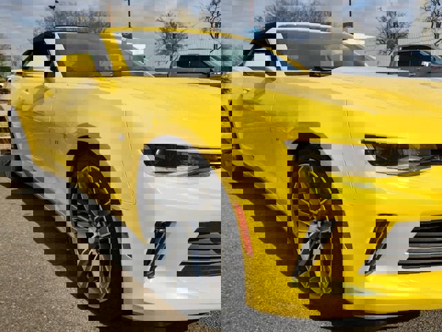 Used 2017 Chevrolet Camaro LT w/ RS Package image 16