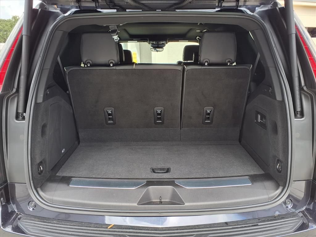 Used 2023 Cadillac Escalade Sport w/ Touring Package RWD image 11
