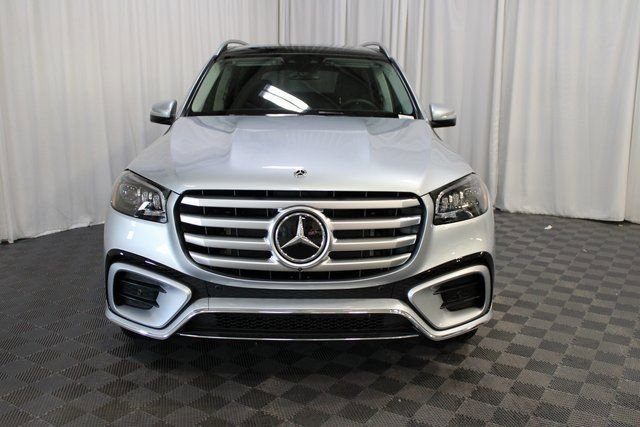 New 2026 Mercedes-Benz GLS 450 4MATIC image 2