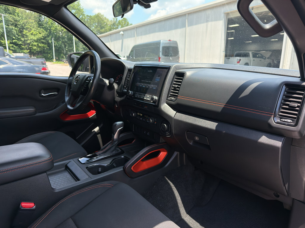 Used 2023 Nissan Frontier Pro-X w/ Tow Package RWD image 17