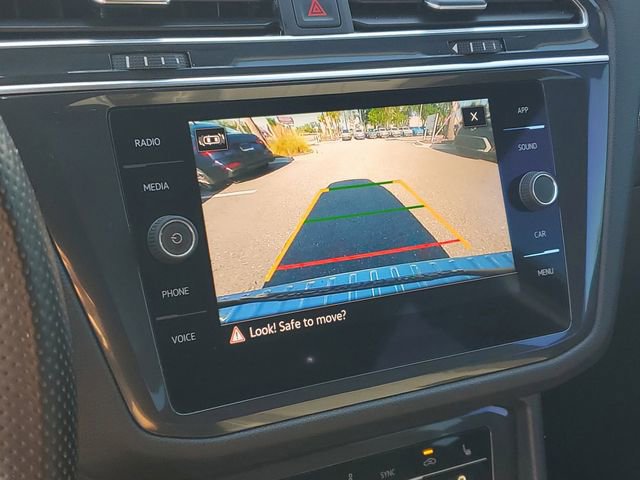 Certified 2023 Volkswagen Tiguan SE R-Line image 23
