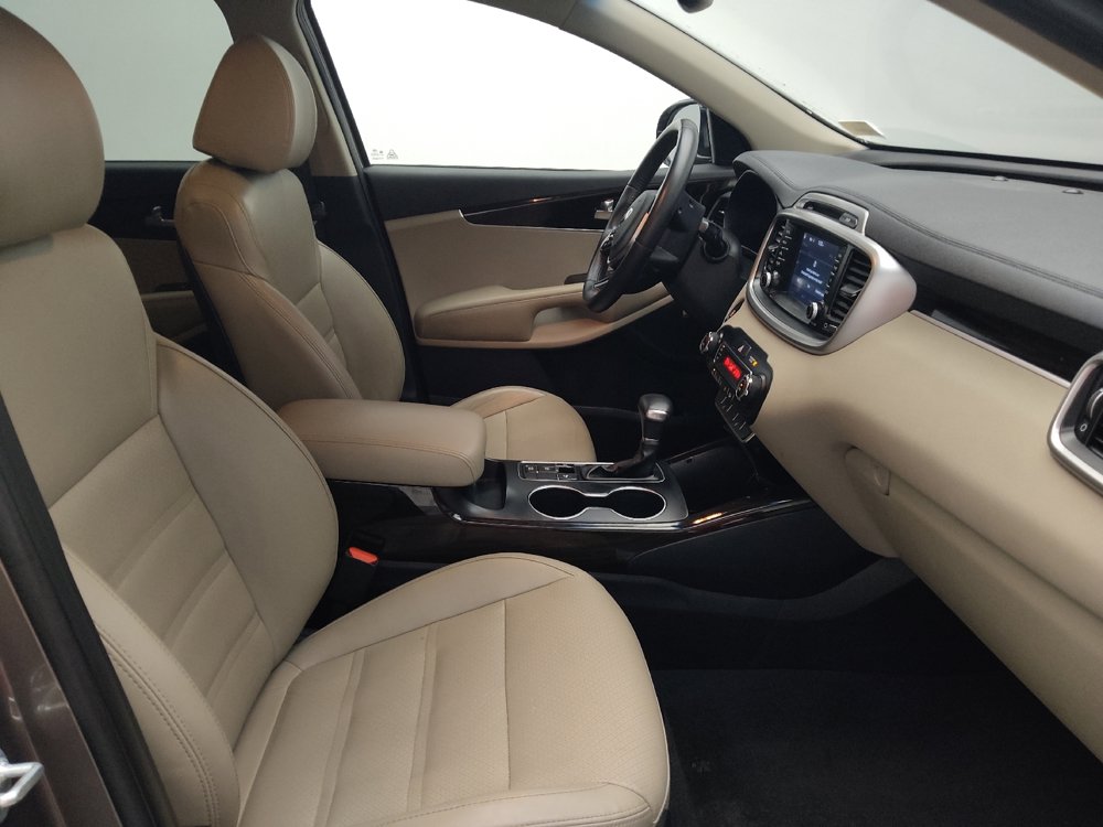 Used 2019 Kia Sorento EX FWD image 21