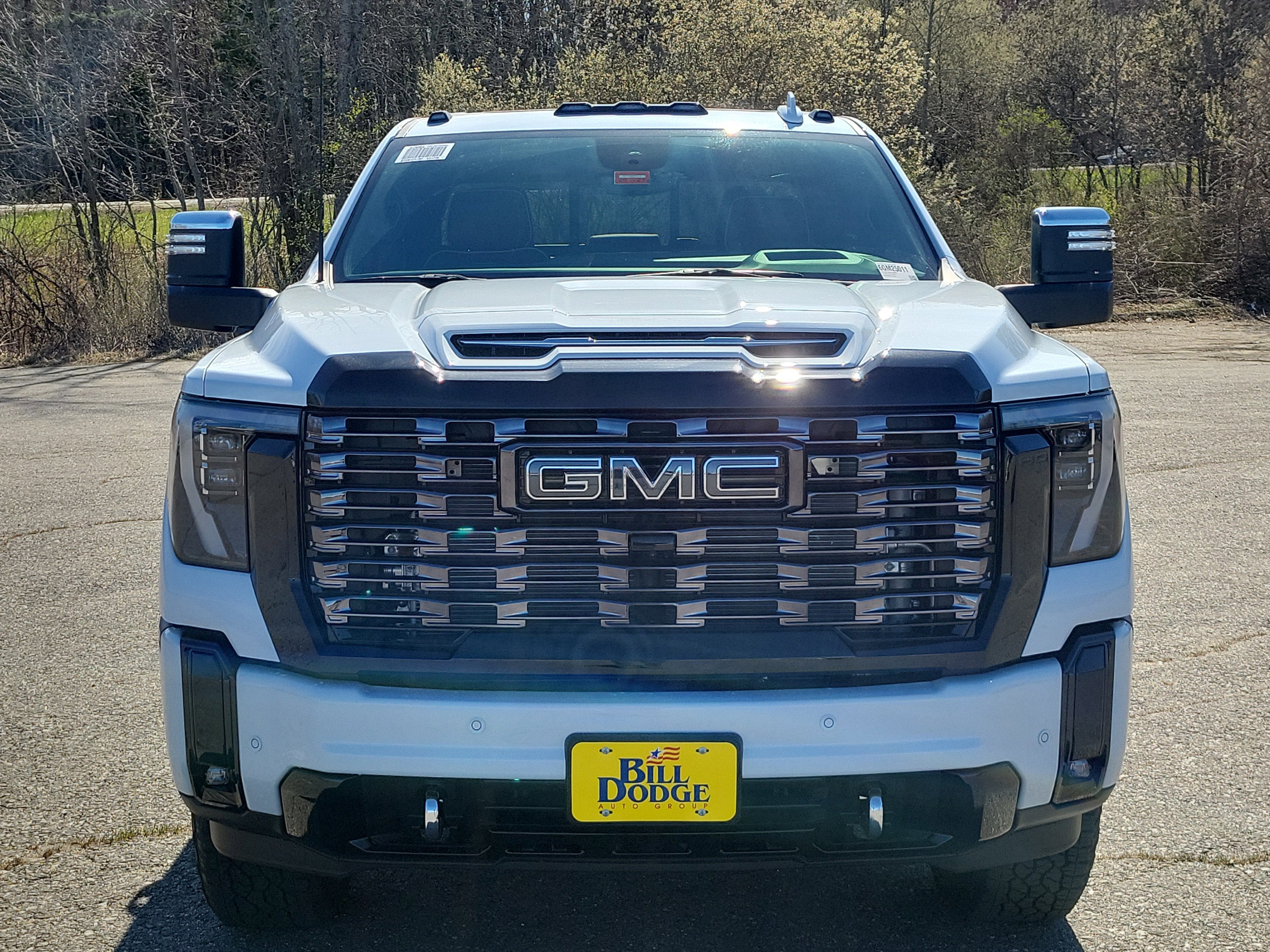 New 2026 GMC Sierra 2500 Denali Ultimate AWD/4WD image 10