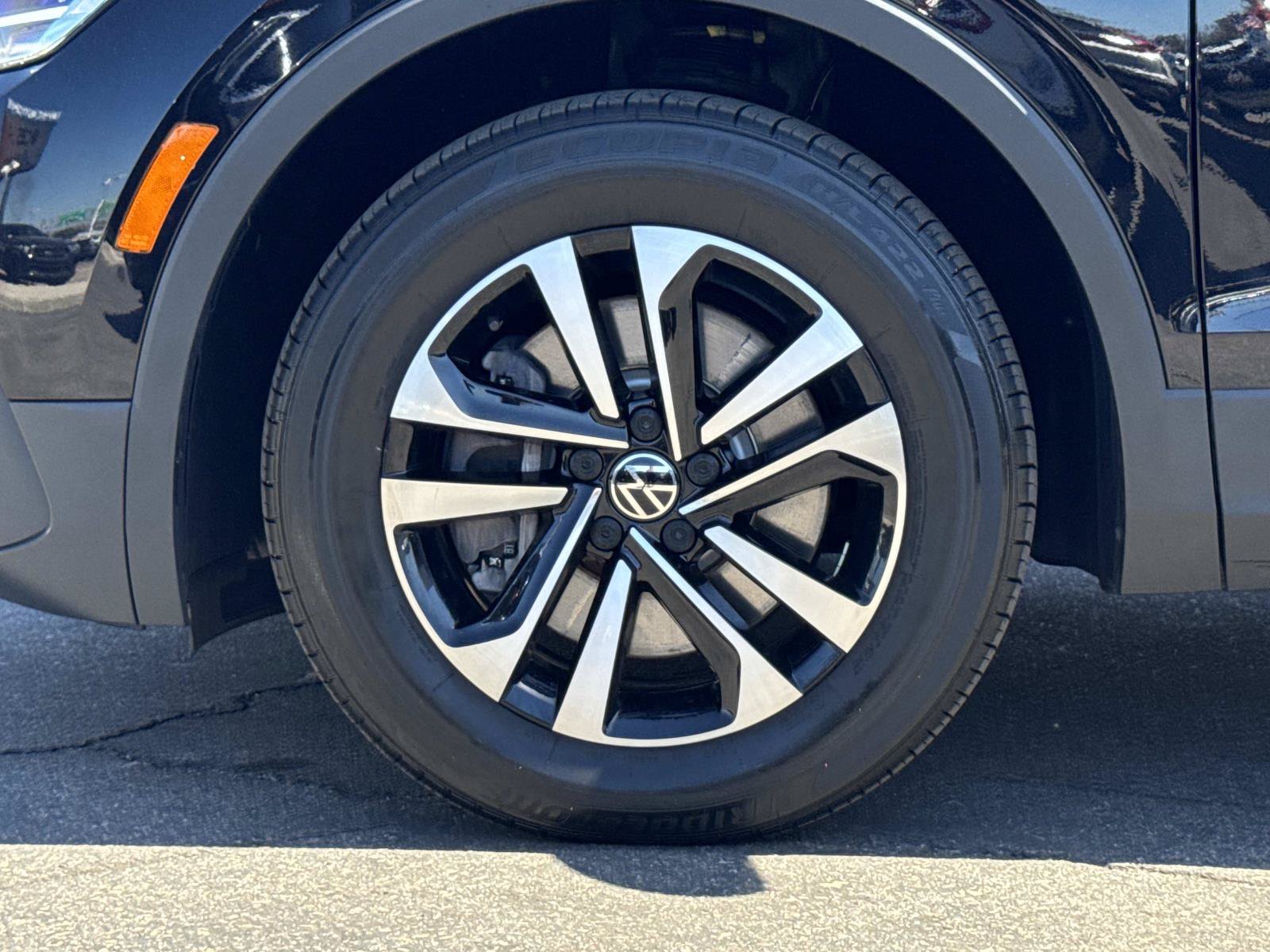 Certified 2024 Volkswagen Tiguan S FWD image 34