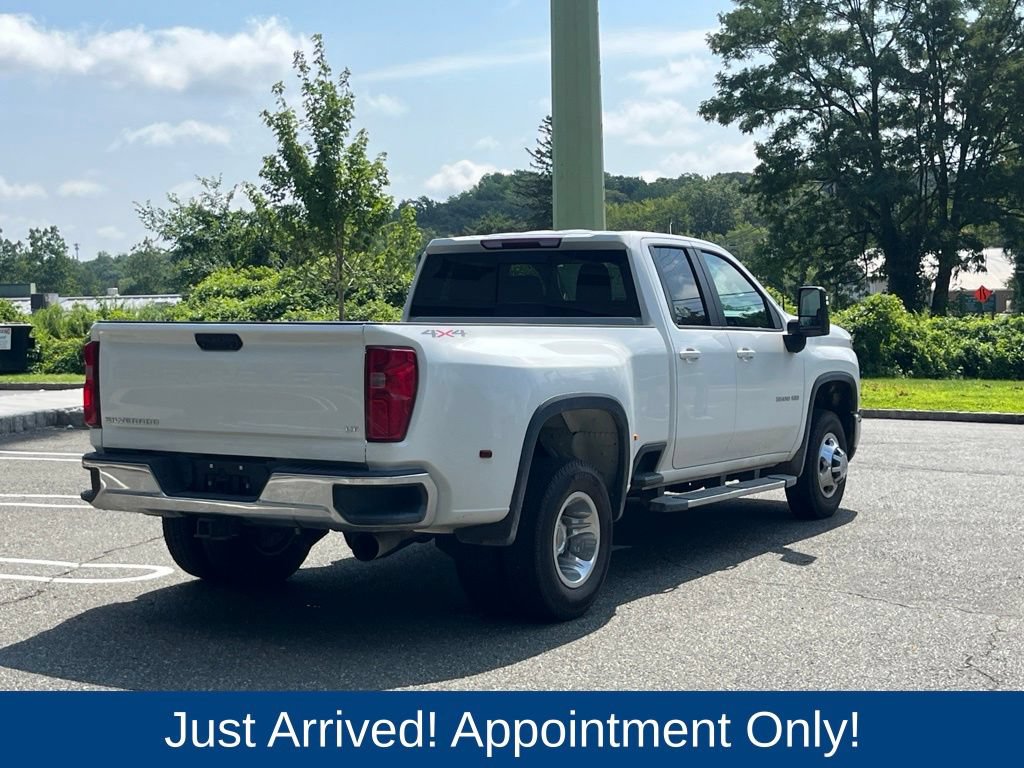 Used 2025 Chevrolet Silverado 3500 LT AWD/4WD image 7