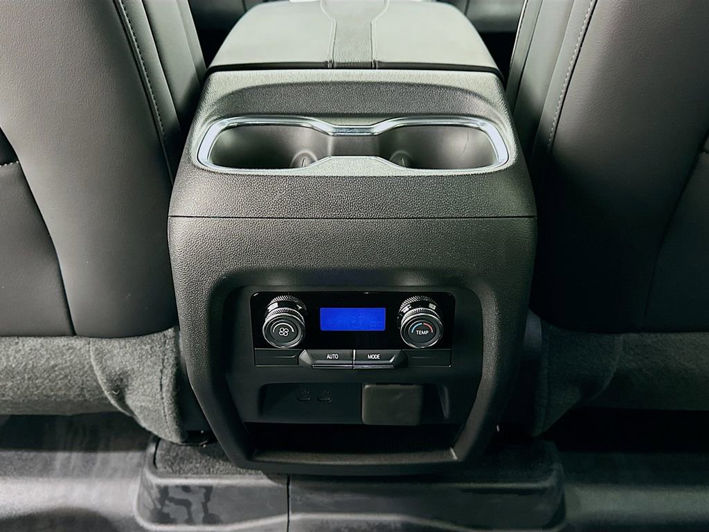 Used 2026 Buick Enclave Sport Touring w/ Power Package image 26