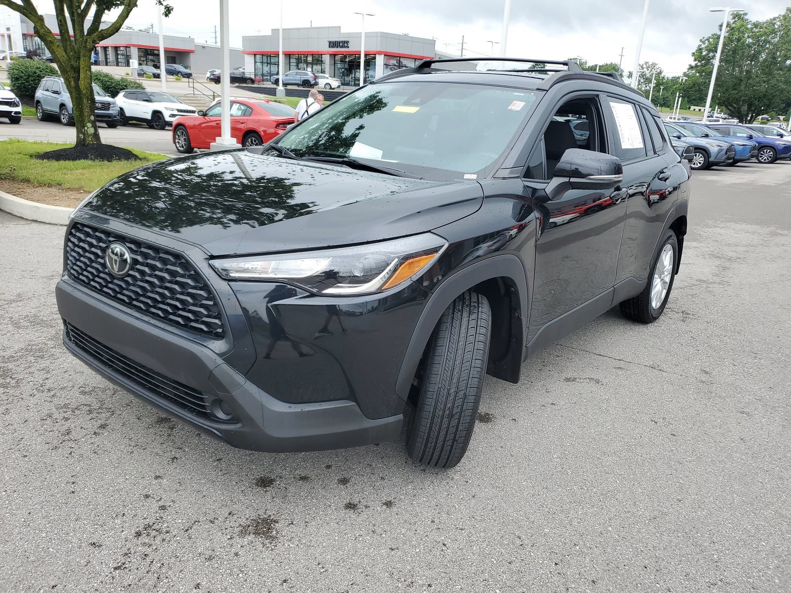 Certified 2022 Toyota Corolla Cross LE w/ Black Badges Package (TMS) AWD/4WD image 2