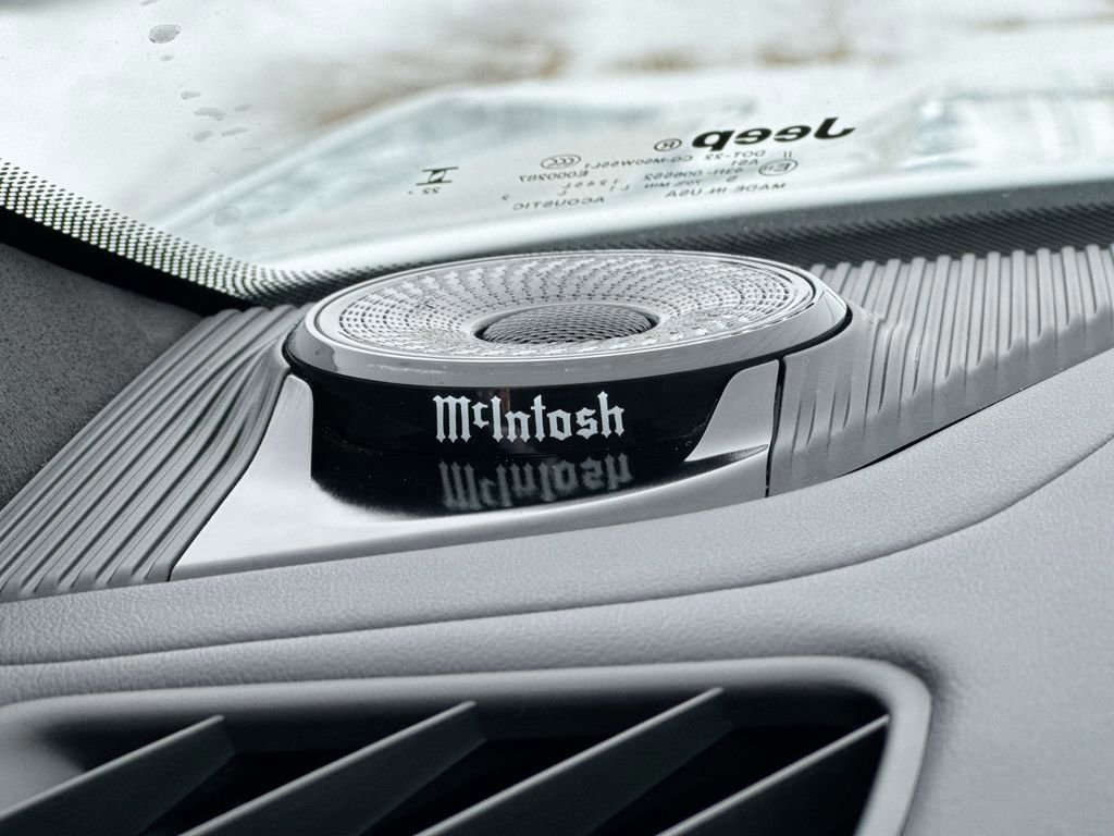 Used 2022 Jeep Grand Cherokee L Summit image 25