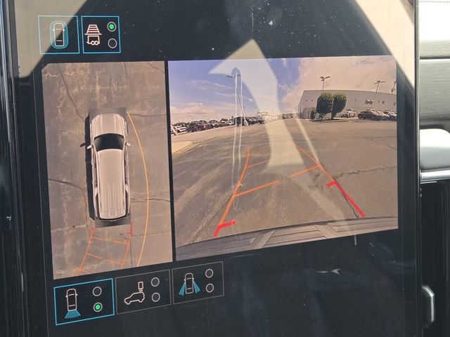 New 2026 GMC Yukon XL Denali w/ Sun & Power Step Package AWD/4WD image 5
