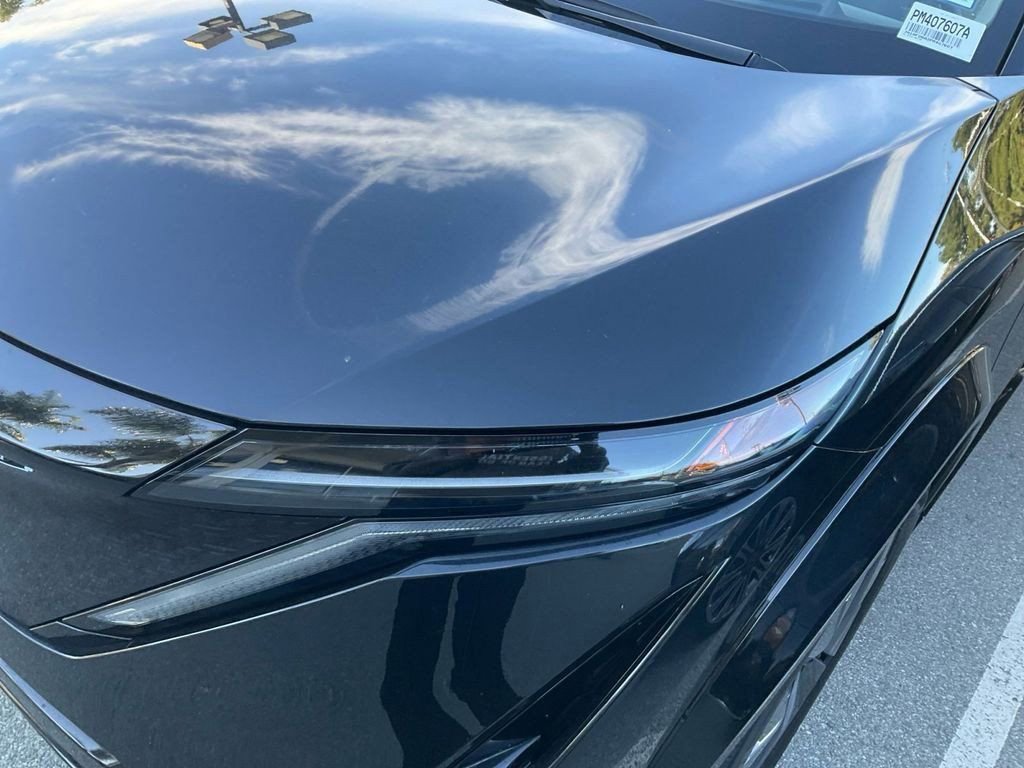 Used 2023 Nissan Ariya FWD image 31