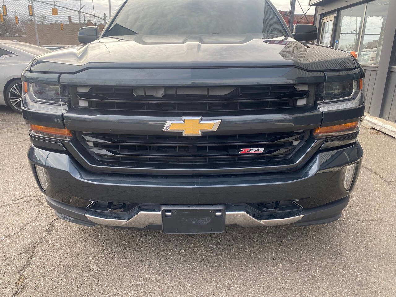 Used 2017 Chevrolet Silverado 1500 LT w/ All Star Edition image 3