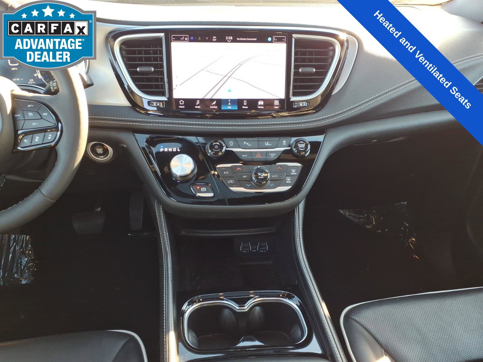 Used 2025 Chrysler Pacifica Limited FWD image 14