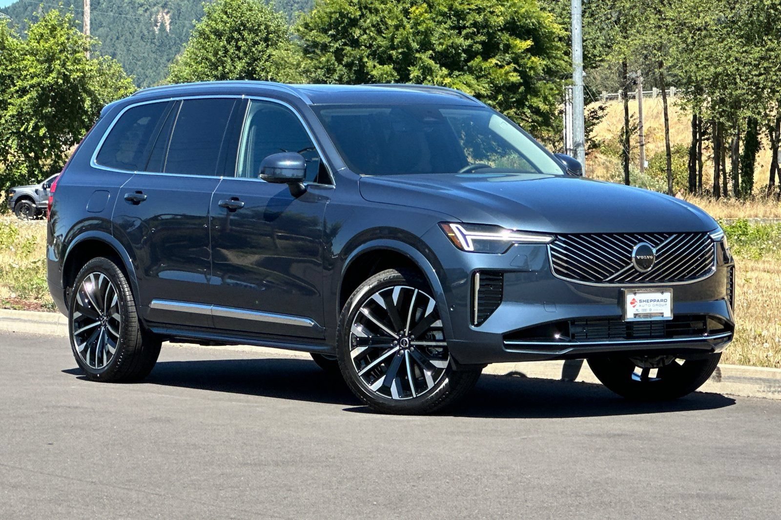 New 2026 Volvo XC90 T8 Plus w/ Protection Package