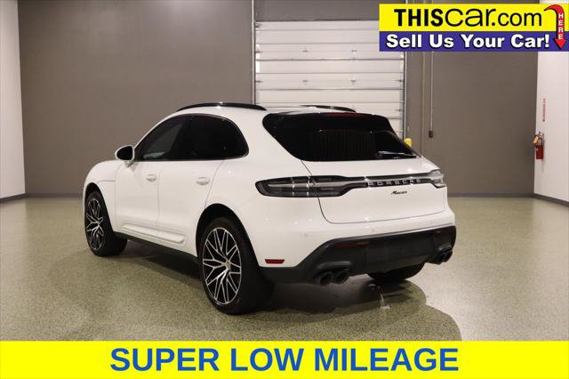 Used 2024 Porsche Macan AWD/4WD image 5