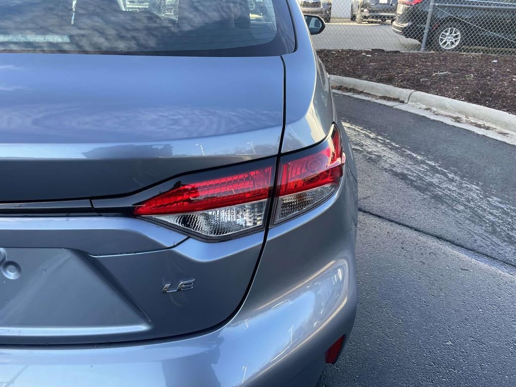 Used 2023 Toyota Corolla LE image 17