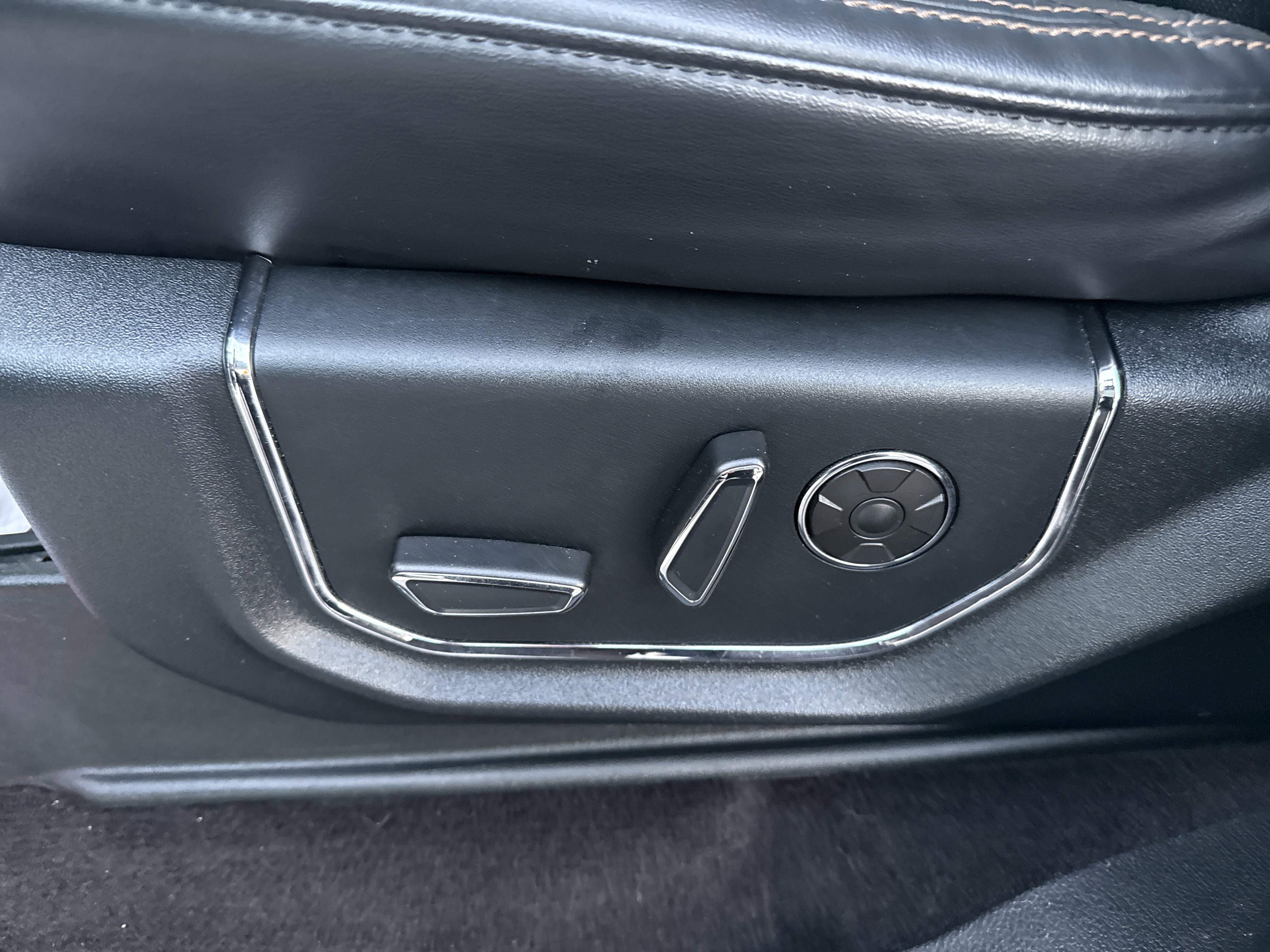 Used 2021 Ford Expedition Platinum image 20