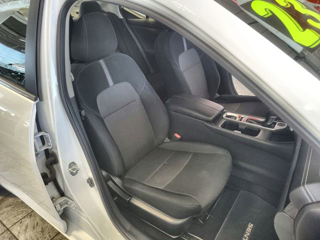 Used 2023 Nissan Sentra SV FWD image 24