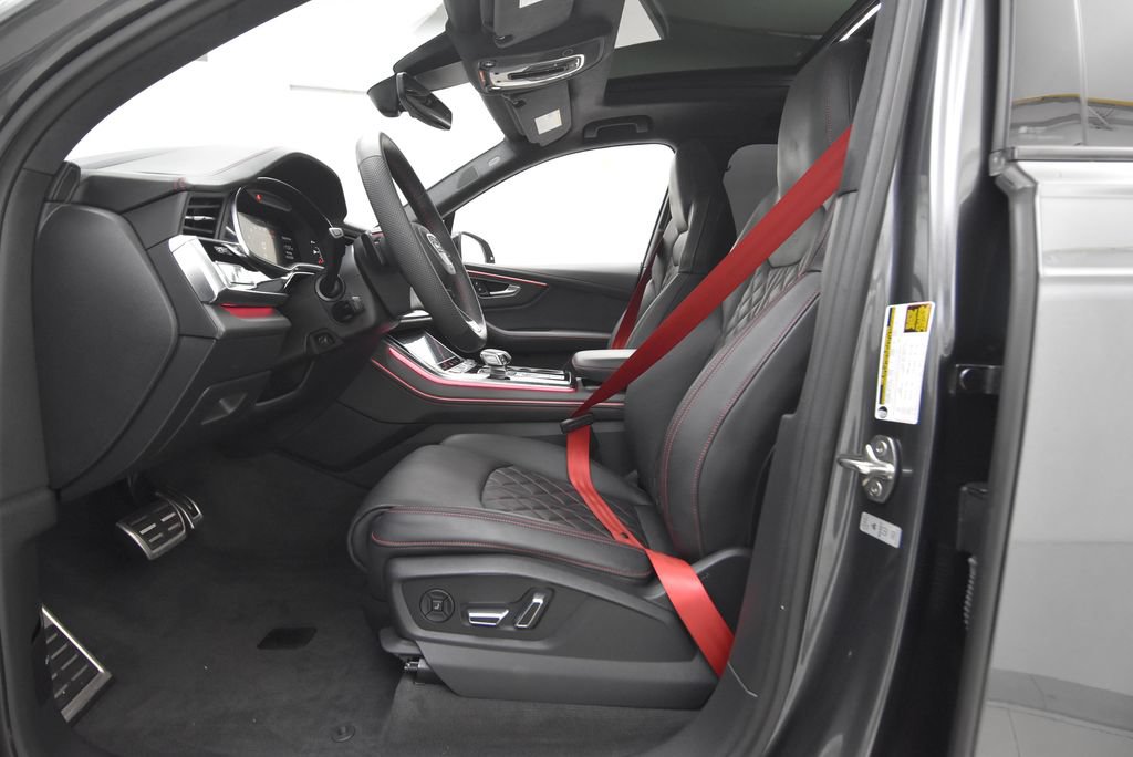 Used 2025 Audi SQ7 Prestige AWD/4WD image 37