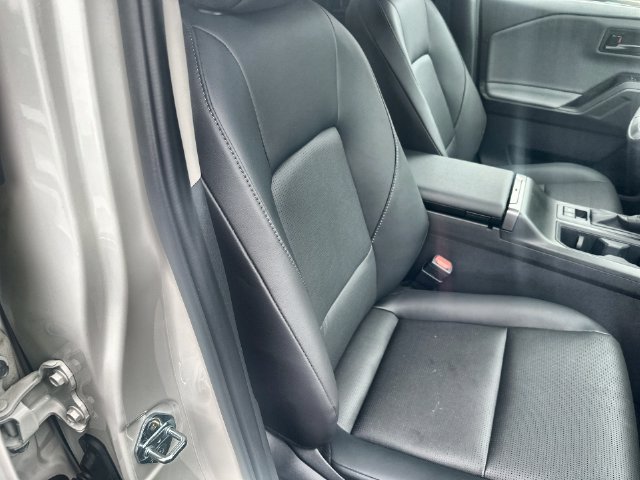 Used 2026 Toyota RAV4 XLE Premium AWD/4WD image 32