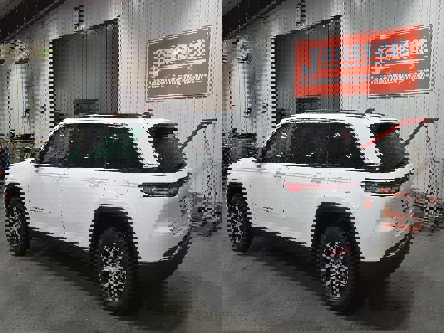 Used 2024 Jeep Grand Cherokee Limited image 3