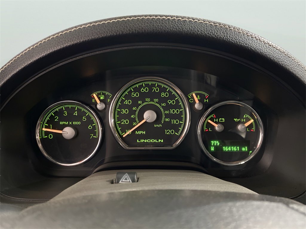 Used 2008 Lincoln Mark LT 4x4 image 15