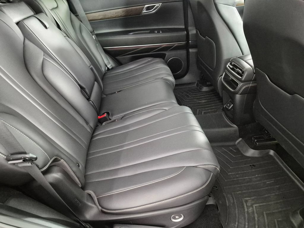 Used 2021 Genesis GV80 3.5T AWD/4WD image 34