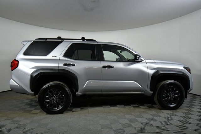 Used 2025 Toyota 4Runner 4WD image 15