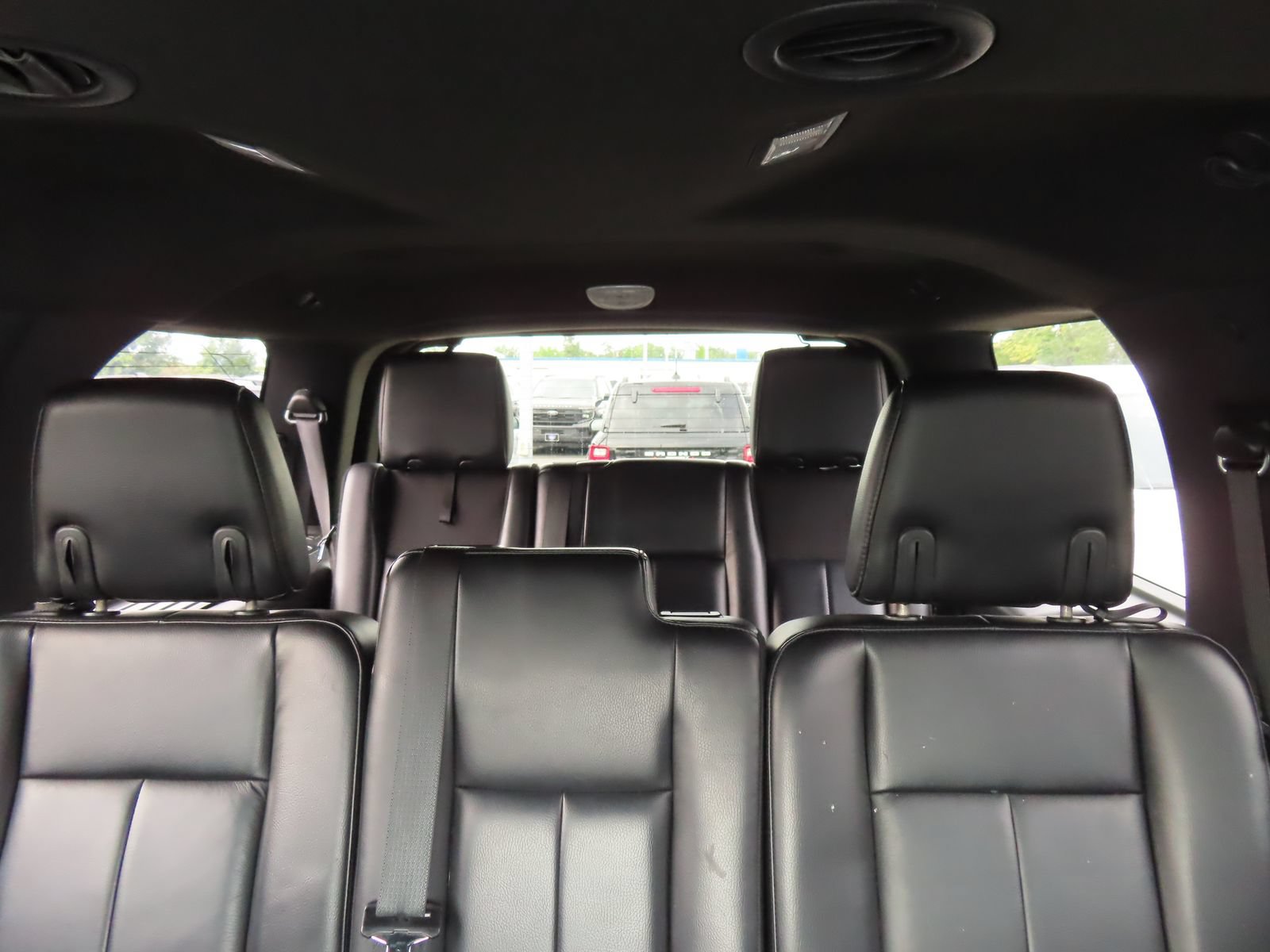 Used 2017 Ford Expedition XLT w/ Equipment Group 201A RWD image 8