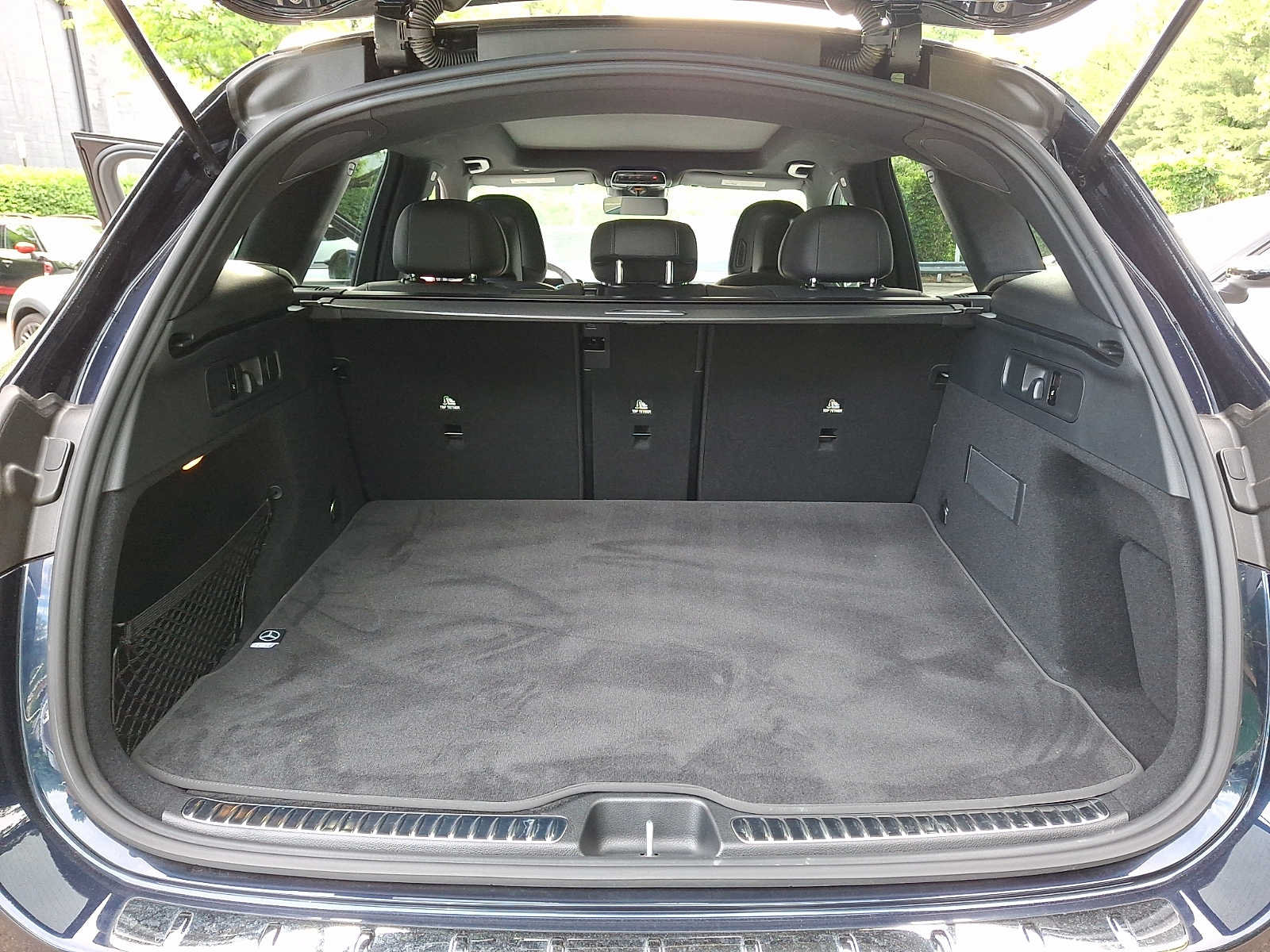 Used 2024 Mercedes-Benz GLC 300 4MATIC image 26