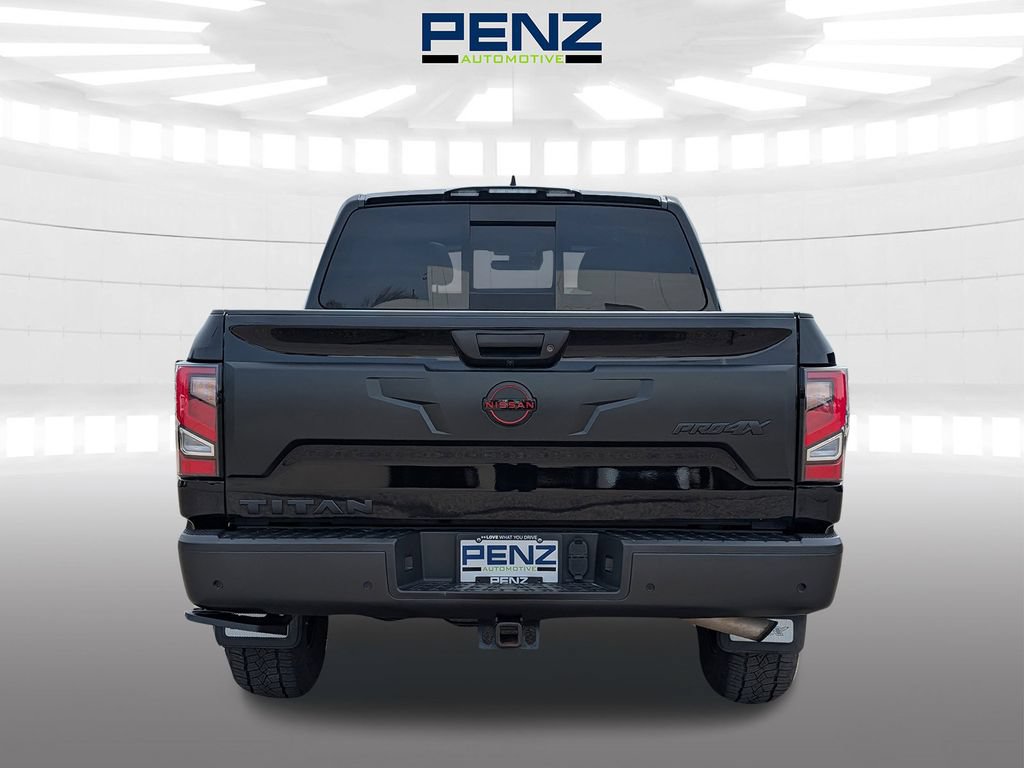 Used 2024 Nissan Titan PRO-4X w/ Pro-4x Convenience Package AWD/4WD image 6