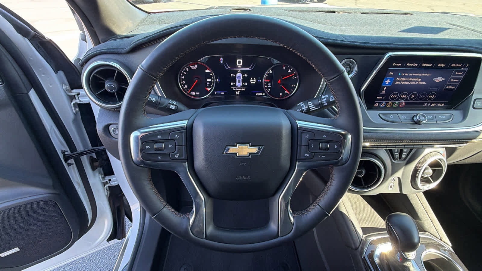 Used 2022 Chevrolet Blazer Premier w/ Enhanced Convenience Package AWD/4WD image 18