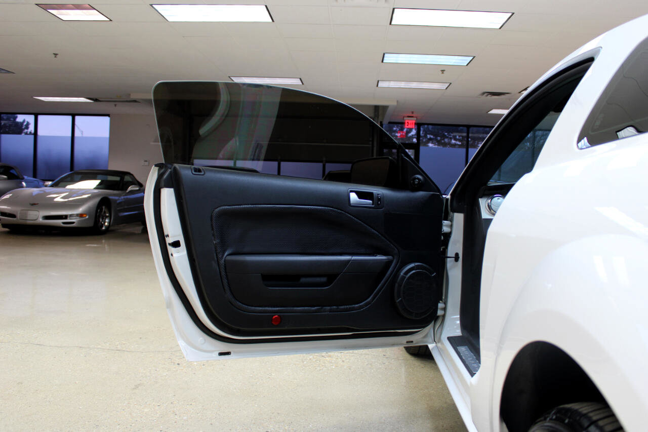 Used 2005 Ford Mustang GT image 25