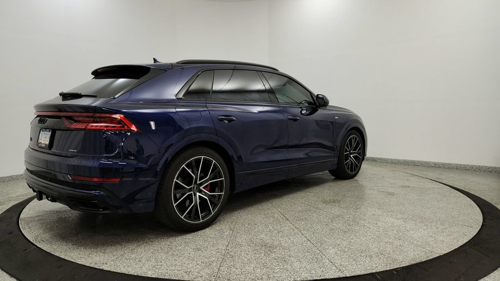 Used 2021 Audi Q8 Prestige w/ Prestige Package AWD/4WD image 5