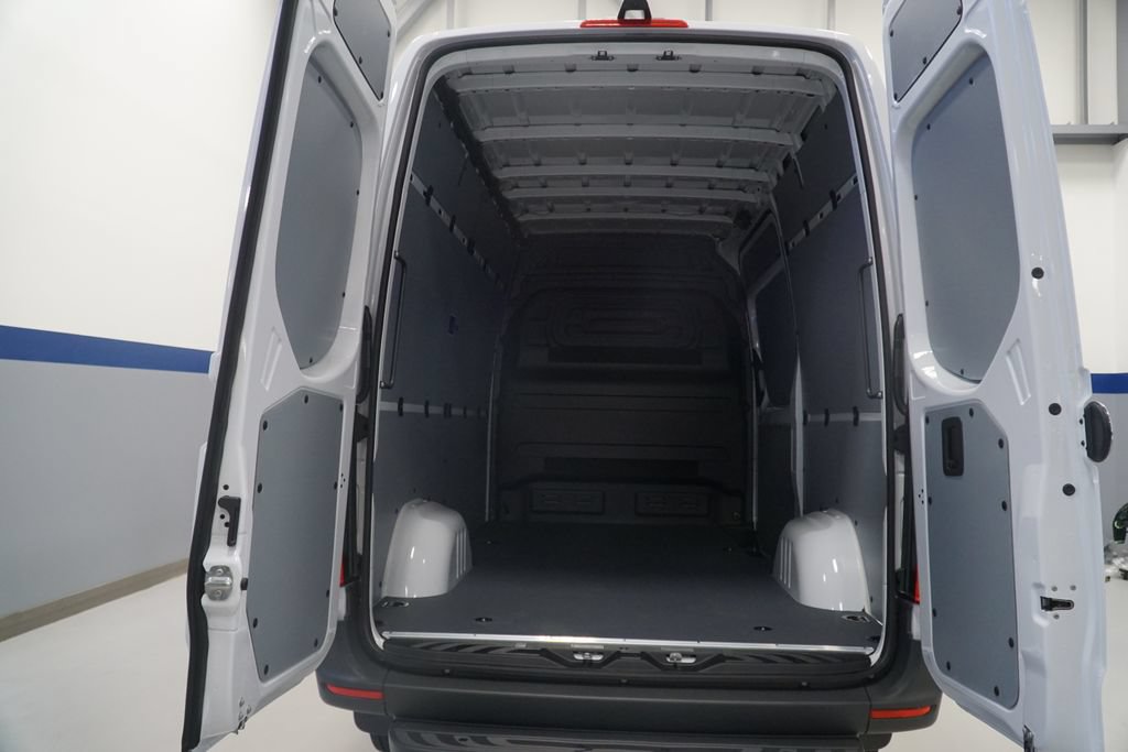 New 2026 Mercedes-Benz Sprinter 2500 image 8