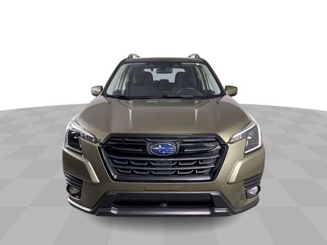 Used 2023 Subaru Forester Premium image 3