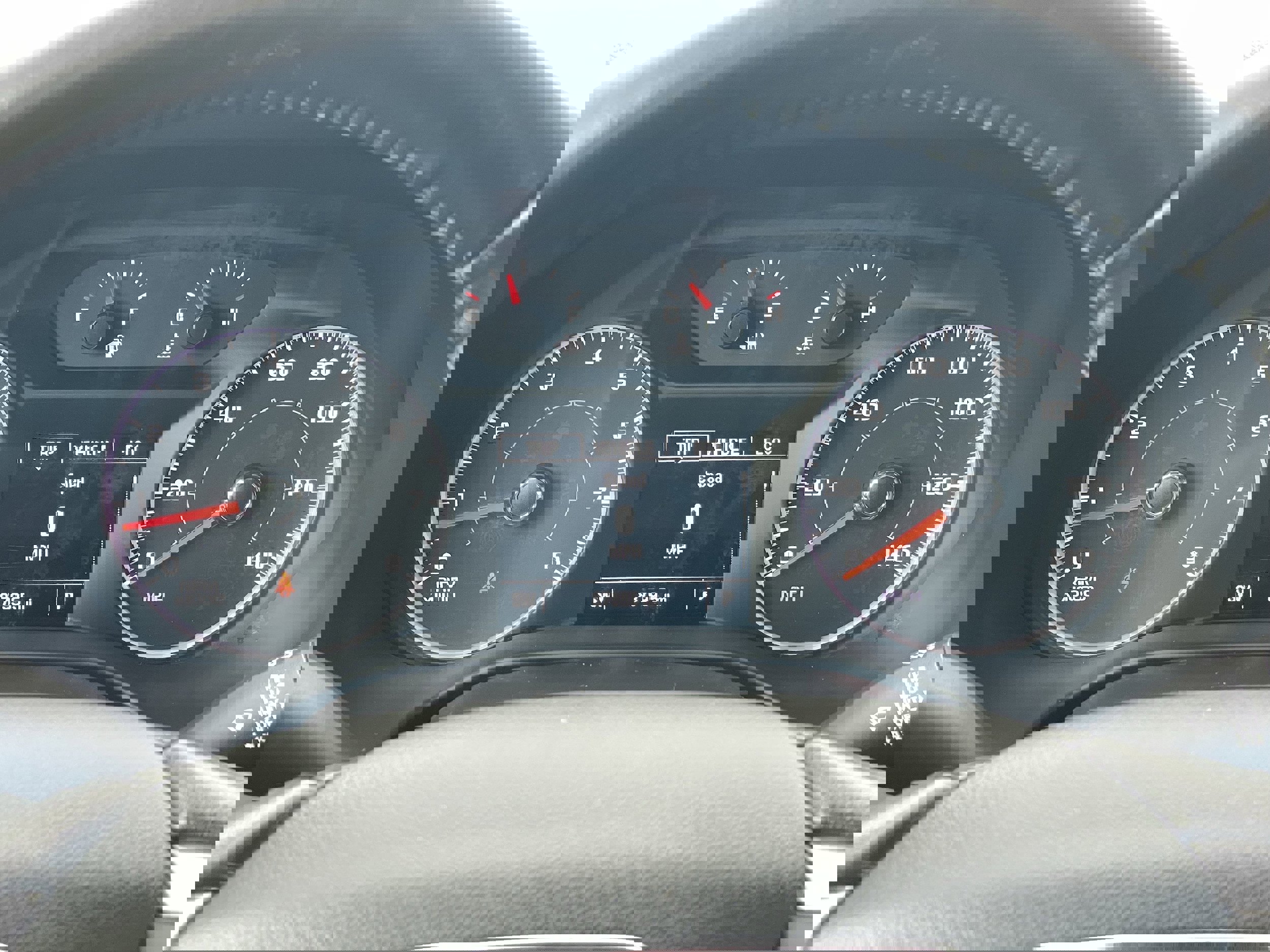 Used 2019 GMC Acadia SLE image 15