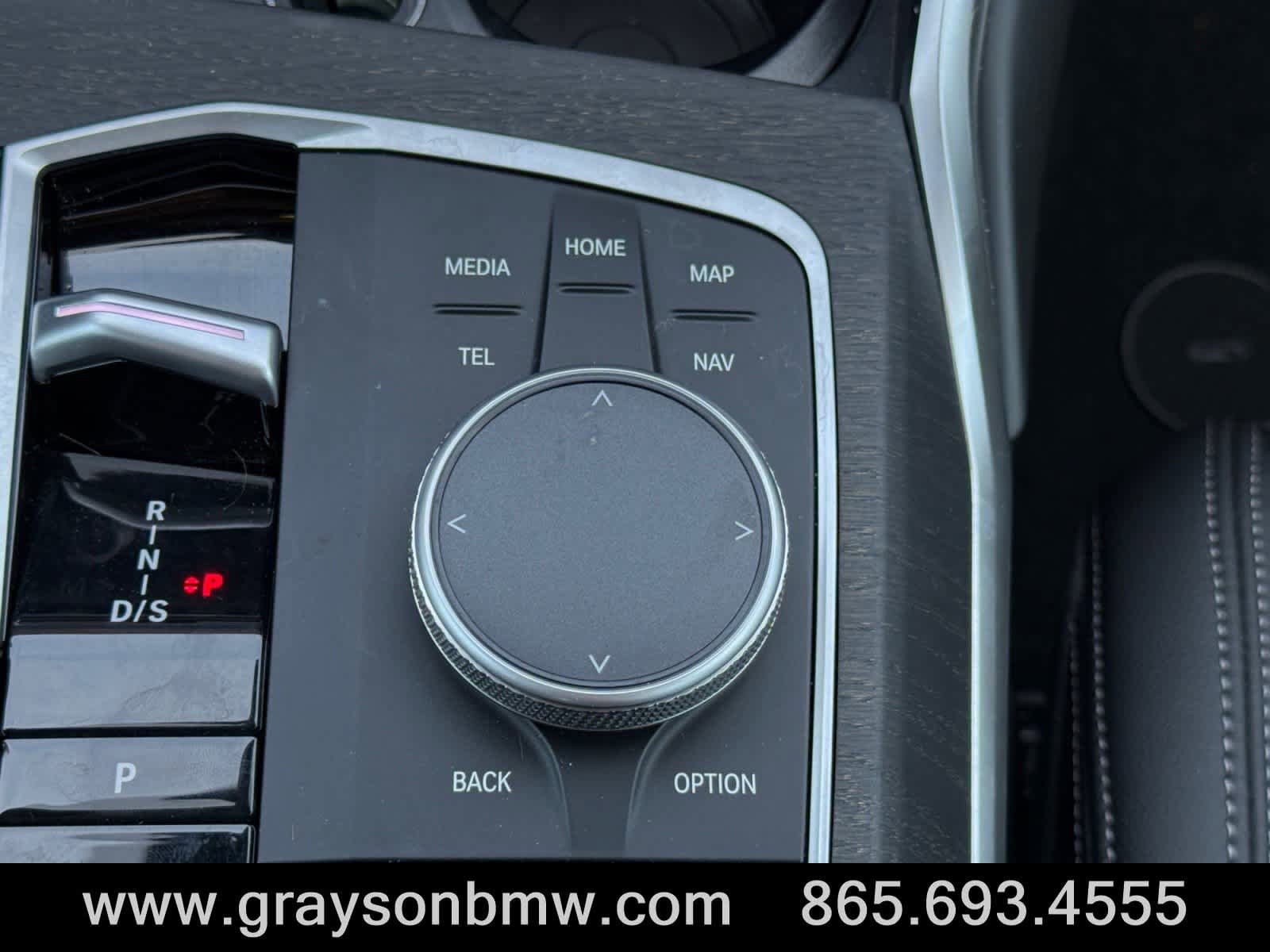 Used 2024 BMW 330i xDrive Sedan w/ Premium Package AWD/4WD image 23