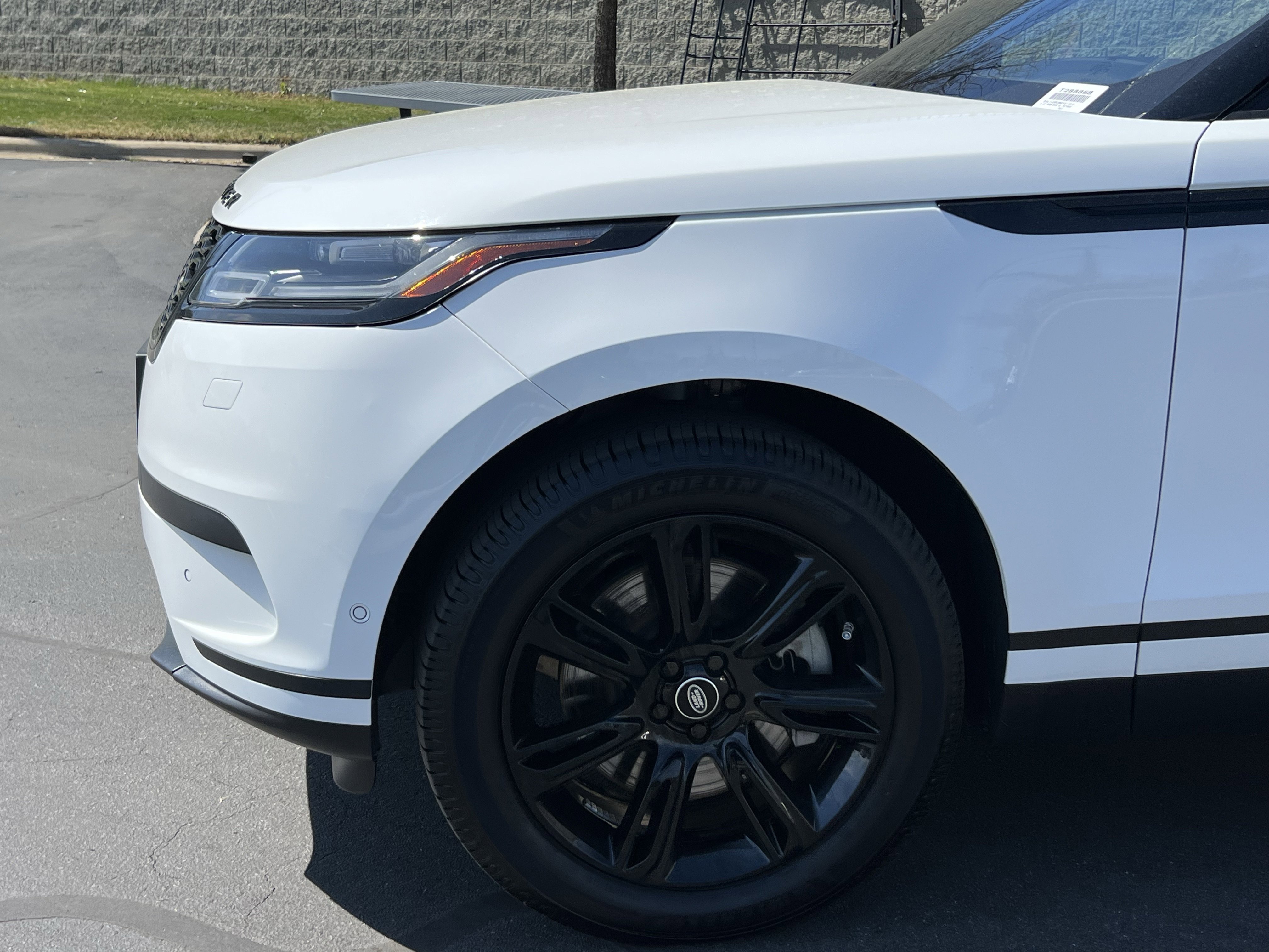 Certified 2021 Land Rover Range Rover Velar S image 13
