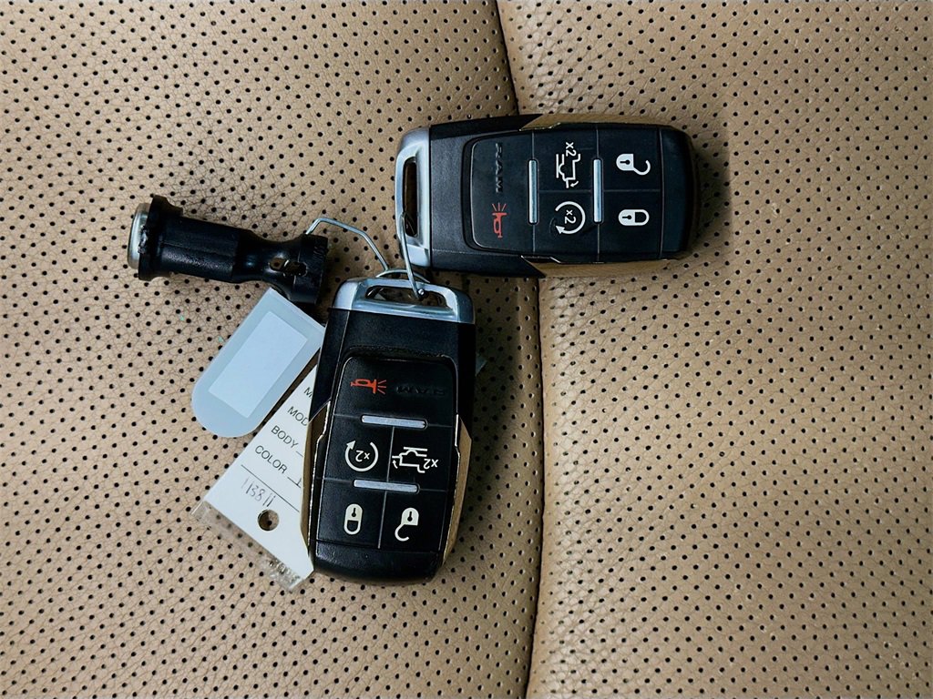 Used 2020 RAM 3500 Limited image 36