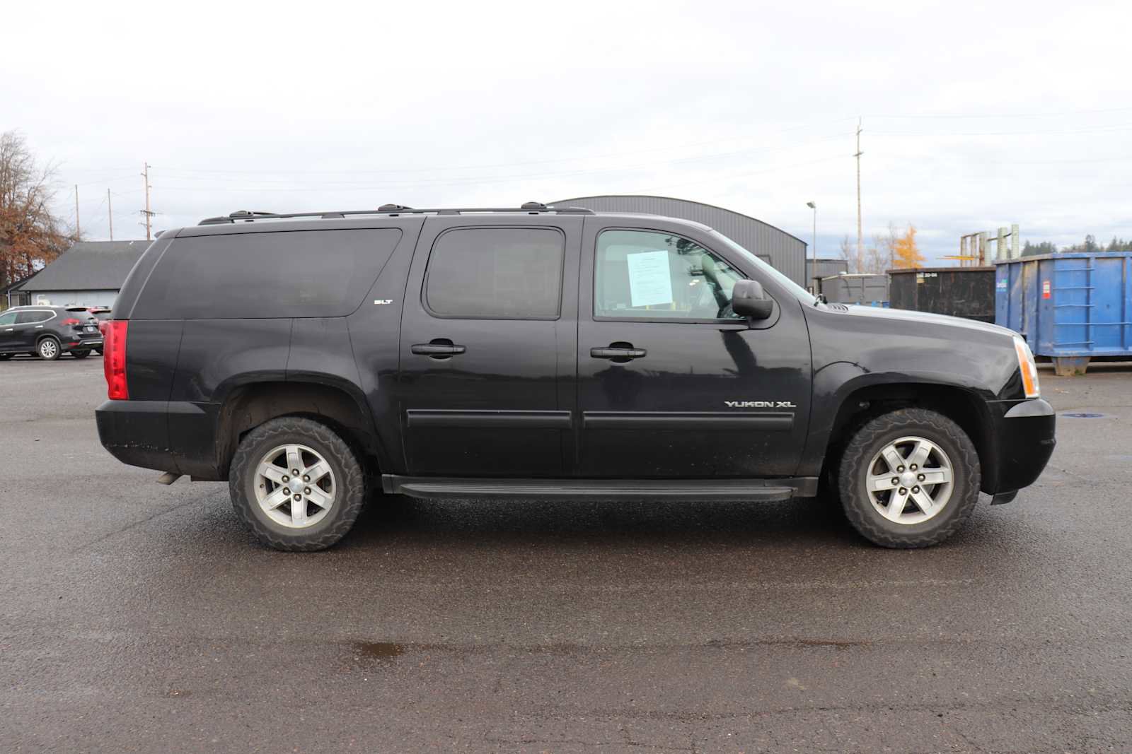 Used 2013 GMC Yukon XL SLT image 4