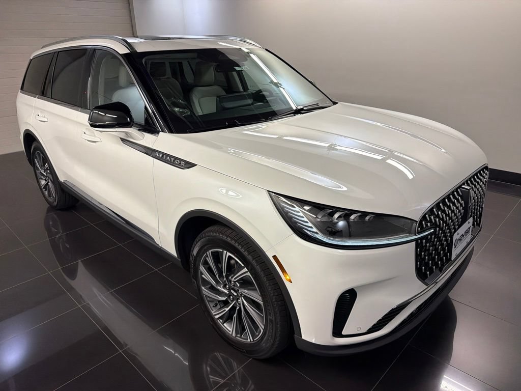 New 2026 Lincoln Aviator AWD